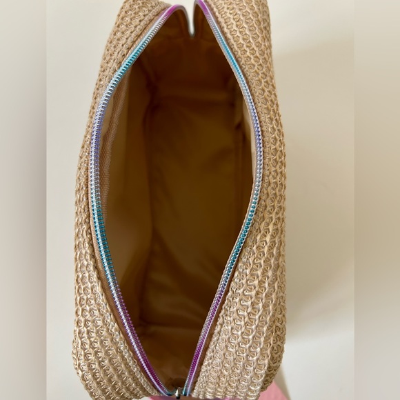 Raised Letter Vacay Toiletries Cosmetic Bag - Picture 6 of 15